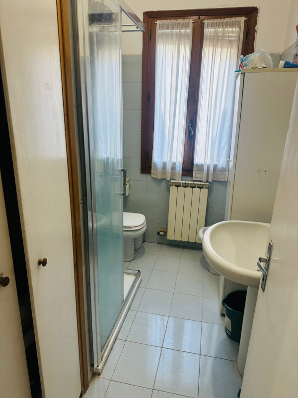 MARGHERA - ZONA VIA BECCARIA - vicino piazzale Parmesan - in posizione comodissima a tutti i mezz...