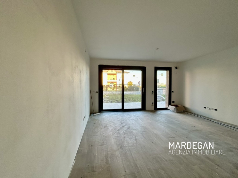 Quando vieni a scoprirlo? Proponiamo in vendita un nuovissimo appartamento quadrilocale situato i...