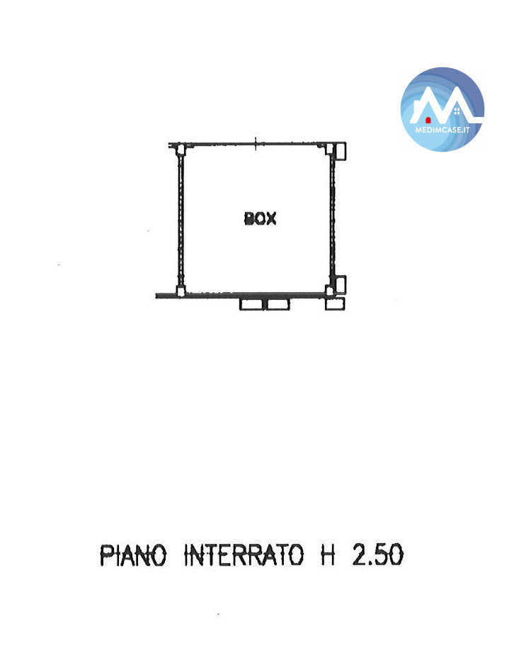 TOMBACCIA: Ampio appartamento con veranda e garage doppio
