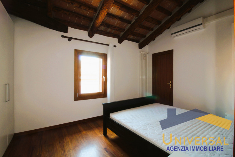 CITTADELLA – In pieno centro storico, cosa che permette di raggiungere tutti i servizi e negozi c...