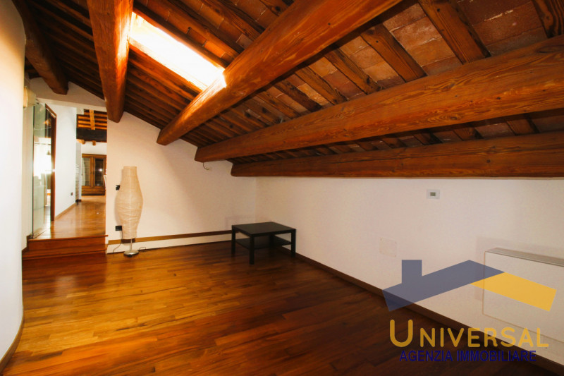 CITTADELLA – In pieno centro storico, cosa che permette di raggiungere tutti i servizi e negozi c...