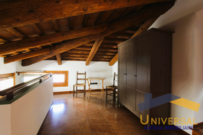 CITTADELLA – In pieno centro storico, cosa che permette di raggiungere tutti i servizi e negozi c...