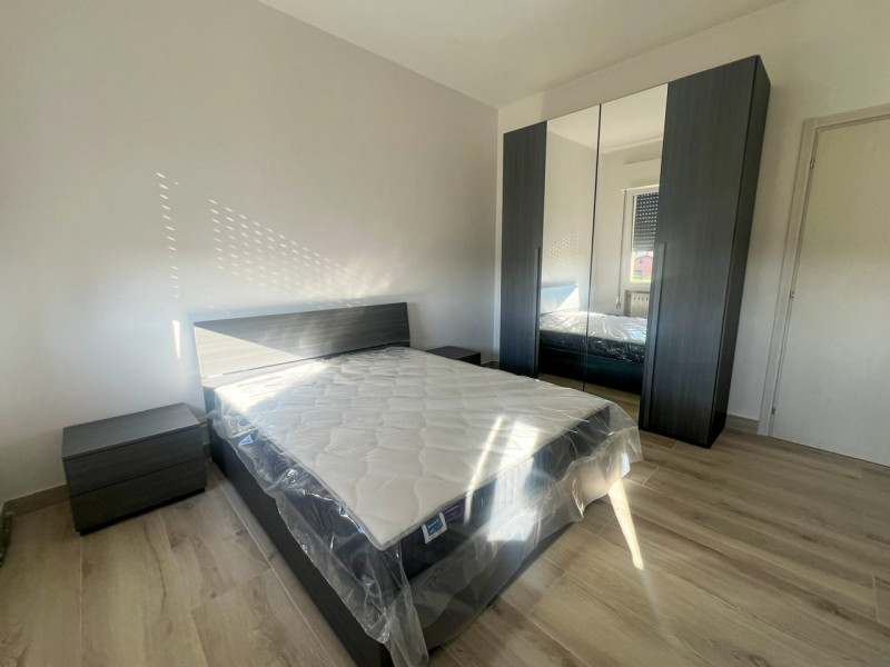 PER RICERCATORI/LAVORATORI

Disponibile grande camera MATRIMONIALE AD USO SINGOLA in bifamiliare ...