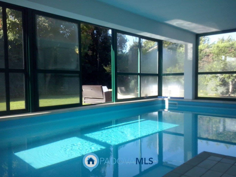 Immobile in esclusiva al Gruppo Padova MLS
PRESTIGIOSA VILLA SINGOLA CON PISCINA INTERNA E AREA F...