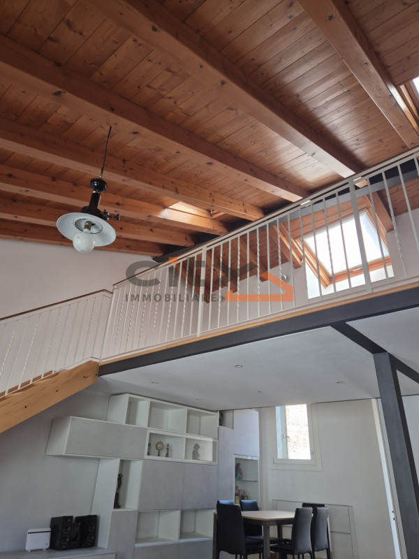 Centro storico Bassano del Grappa - Proponiamo in vendita un APPARTAMENTO di 110 mq SEMIARREDATO,...