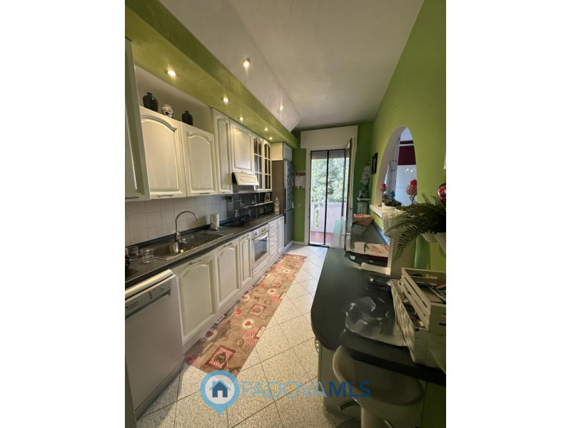 Immobile in esclusiva al Gruppo Padova MLS
Nel cuore del quartiere Pio X° a due minuti dal centro...