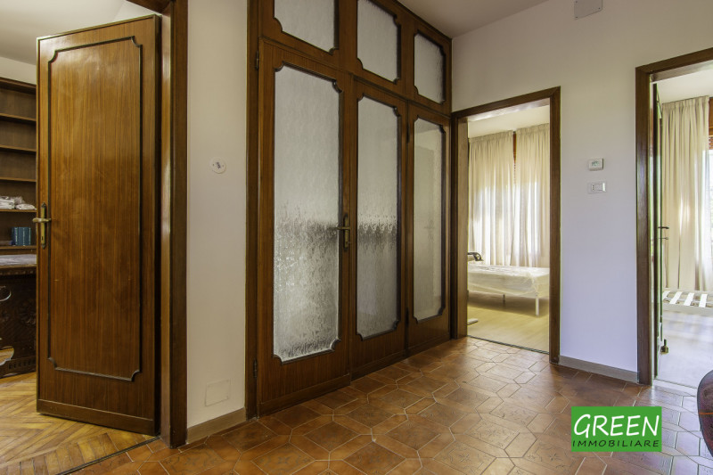 SOLO STUDENTE Santissima Trinita': In zona comodissima a tutti i principali servizi nelle immedia...