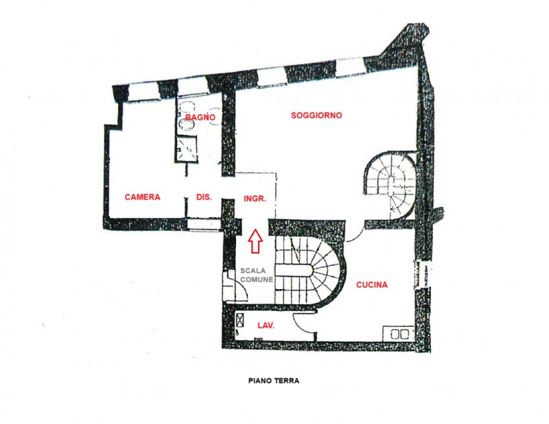 AMPIO TRICAMERE IN CONTESTO DI EX CONVENTO NEL CENTRO STORICO DI VICENZA - RIF. 8292 - EURO 395.0...