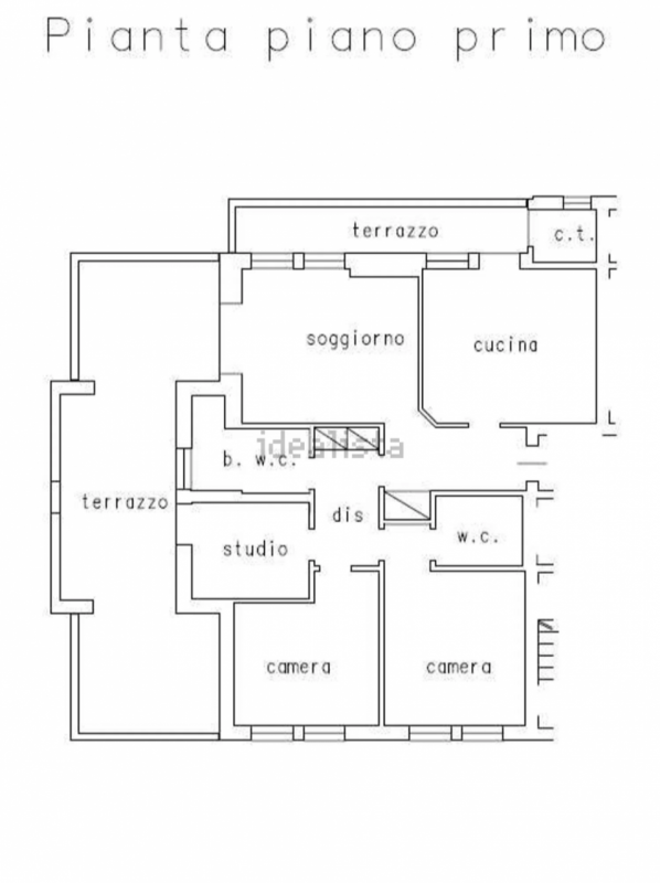 Scopri questo splendido appartamento pentalocale, situato al primo piano di una moderna palazzina...