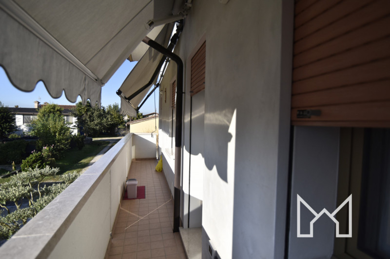 RAMON DI LORIA- In zona immersa nel verde comoda al centro paese, proponiamo abitazione indipende...