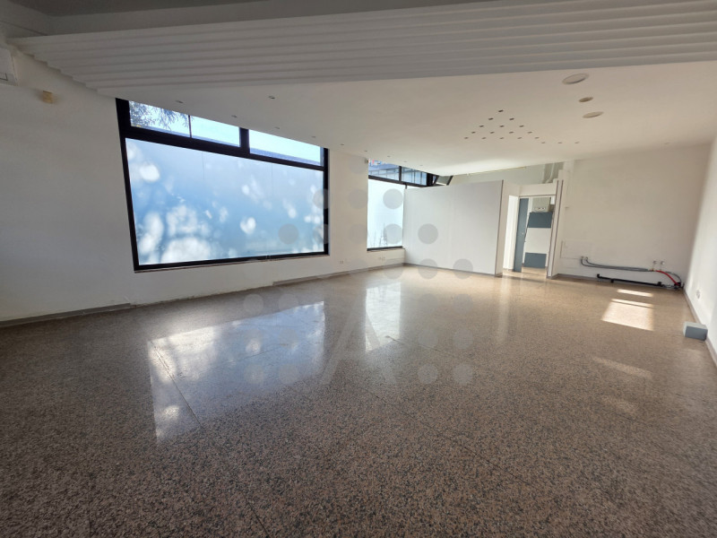 In posizione strategica, nel cuore di Abano Terme e a pochi passi dall’ospedale e dai principali ...