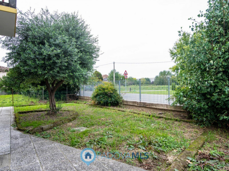 Immobile in esclusiva al Gruppo Padova MLS
Vigonza nella tranquilla frazione di Codiverno, propon...