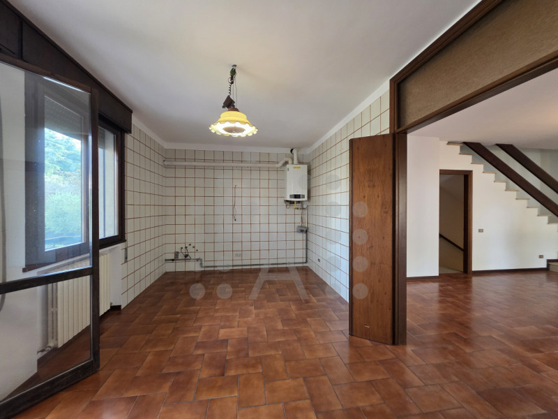 Indipendenza, giardino e tutti i servizi a piedi

Nel prestigioso quartiere Pescarini di Abano Te...