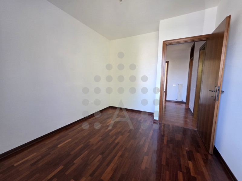 Indipendenza, giardino e tutti i servizi a piedi

Nel prestigioso quartiere Pescarini di Abano Te...