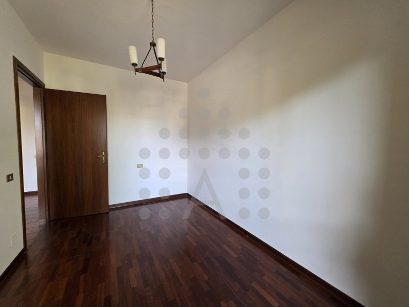 Indipendenza, giardino e tutti i servizi a piedi

Nel prestigioso quartiere Pescarini di Abano Te...