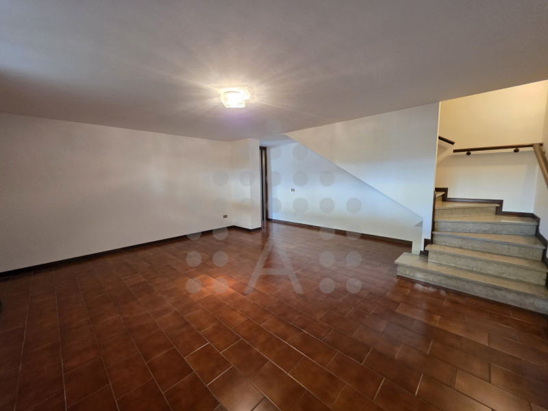 Indipendenza, giardino e tutti i servizi a piedi

Nel prestigioso quartiere Pescarini di Abano Te...