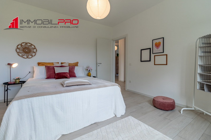 NUOVO TRICAMERE AL PIANO PRIMO IN CLASSE A1!!!

Proponiamo in vendita meraviglioso appartamento t...