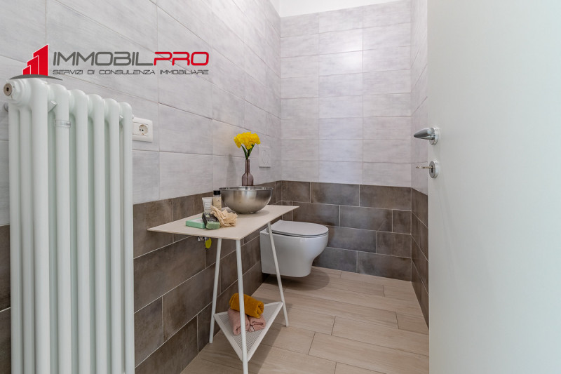 NUOVO TRICAMERE AL PIANO PRIMO IN CLASSE A1!!!

Proponiamo in vendita meraviglioso appartamento t...