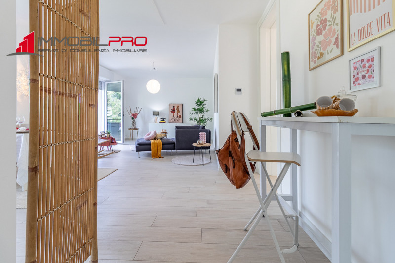 NUOVO TRICAMERE AL PIANO PRIMO IN CLASSE A1!!!

Proponiamo in vendita meraviglioso appartamento t...