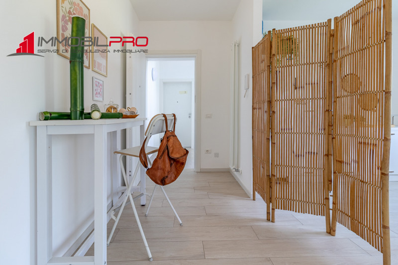 NUOVO TRICAMERE AL PIANO PRIMO IN CLASSE A1!!!

Proponiamo in vendita meraviglioso appartamento t...