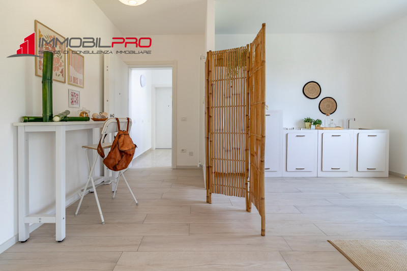 NUOVO TRICAMERE AL PIANO PRIMO IN CLASSE A1!!!

Proponiamo in vendita meraviglioso appartamento t...