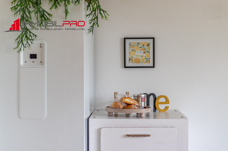 NUOVO TRICAMERE AL PIANO PRIMO IN CLASSE A1!!!

Proponiamo in vendita meraviglioso appartamento t...