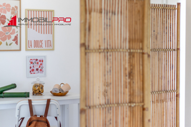 NUOVO TRICAMERE AL PIANO PRIMO IN CLASSE A1!!!

Proponiamo in vendita meraviglioso appartamento t...