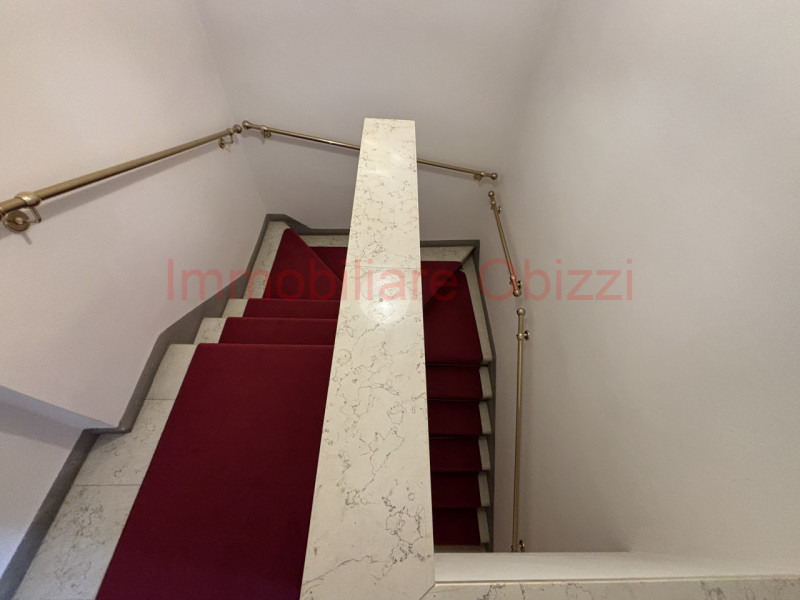 PADOVA - Centro Storico, Santo - Proponiamo in locazione appartamento inserito in palazzo storico...