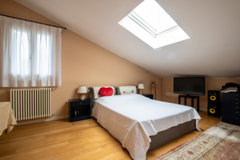 Teolo, nel tranquillo e ricercato quartiere residenziale di San Biagio, proponiamo in vendita rec...