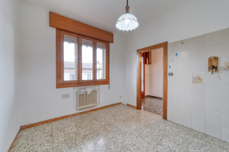 Nel pieno centro di Saccolongo, in una posizione strategica e comoda a tutti i principali servizi...