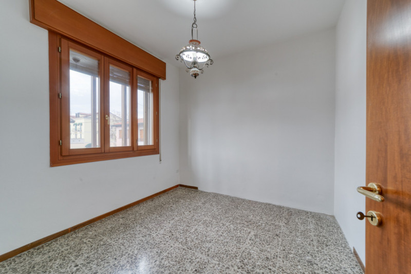 Nel pieno centro di Saccolongo, in una posizione strategica e comoda a tutti i principali servizi...