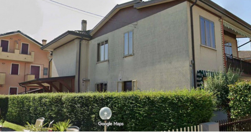 Nel pieno centro di Saccolongo, in una posizione strategica e comoda a tutti i principali servizi...