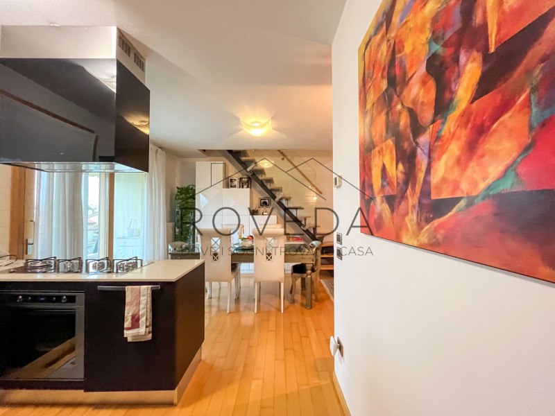 PREGANZIOL

RIFERIMENTO: PR9

Scopri altre opportunità sul nostro sito e approfitta dei nostri se...