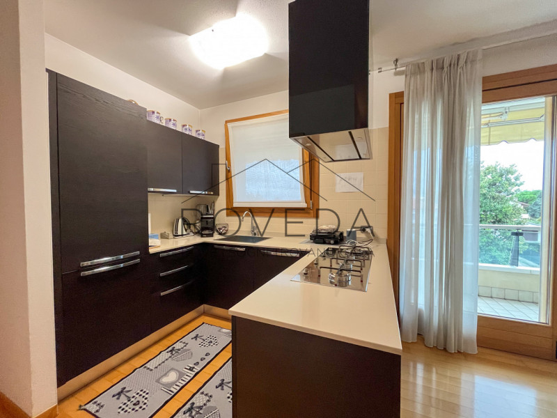 PREGANZIOL

RIFERIMENTO: PR9

Scopri altre opportunità sul nostro sito e approfitta dei nostri se...