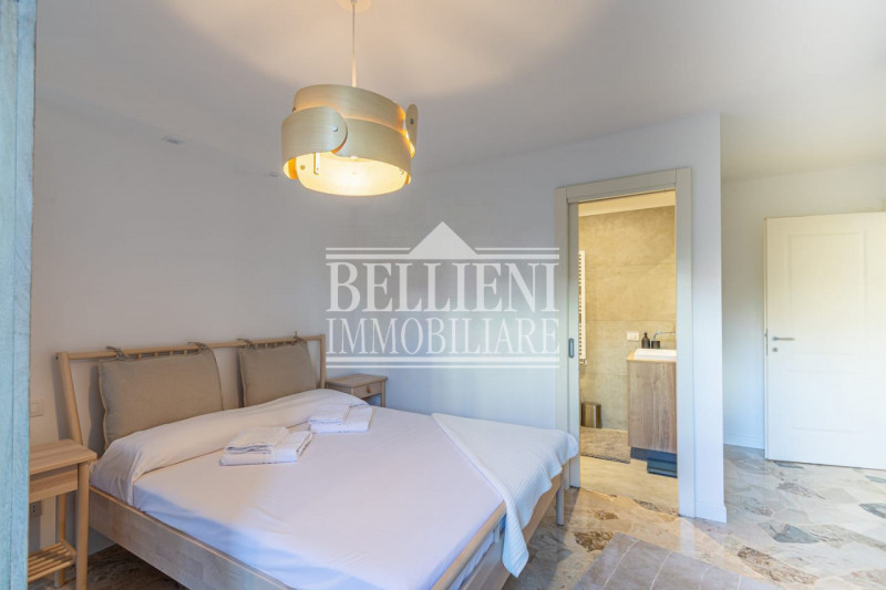 SAN BIAGIO - Proponiamo in vendita un appartamento al piano primo di un elegante complesso reside...