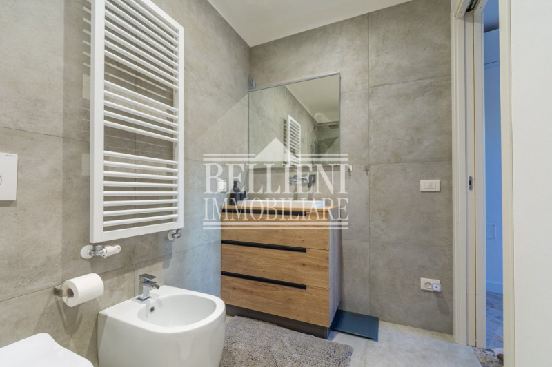 SAN BIAGIO - Proponiamo in vendita un appartamento al piano primo di un elegante complesso reside...