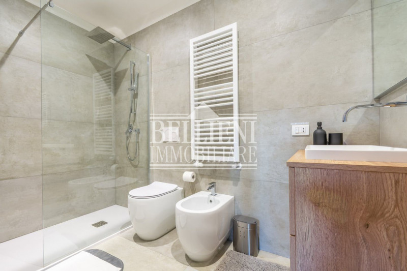 SAN BIAGIO - Proponiamo in vendita un appartamento al piano primo di un elegante complesso reside...