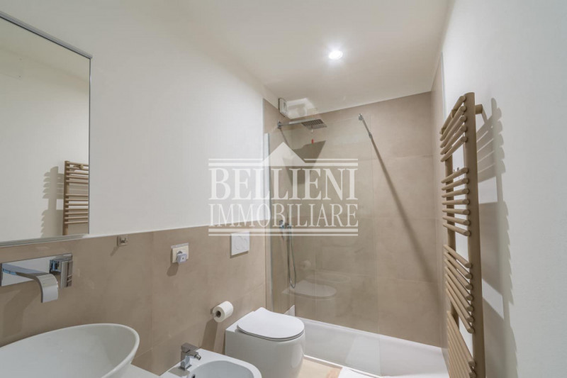 SAN BIAGIO - Proponiamo in vendita un appartamento al piano primo di un elegante complesso reside...