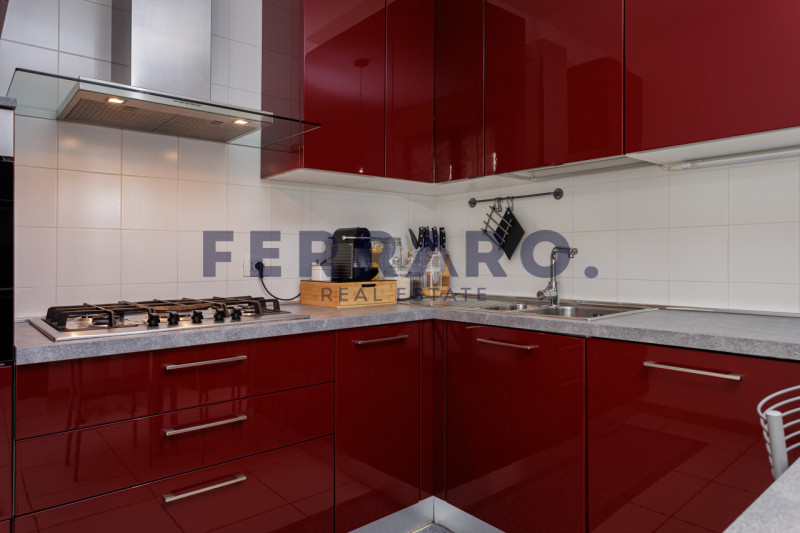 Proponiamo in vendita un recente appartamento trilocale del 2009 situato in zona Ghirada a Trevis...