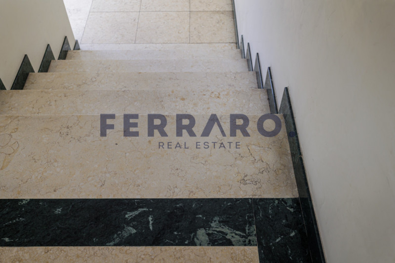 Proponiamo in vendita un recente appartamento trilocale del 2009 situato in zona Ghirada a Trevis...