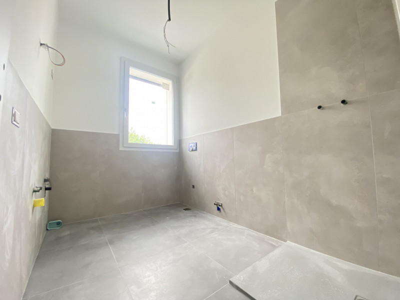 Scopri la tua nuova casa nel cuore di Massanzago, un comune che offre tranquillità e servizi a po...