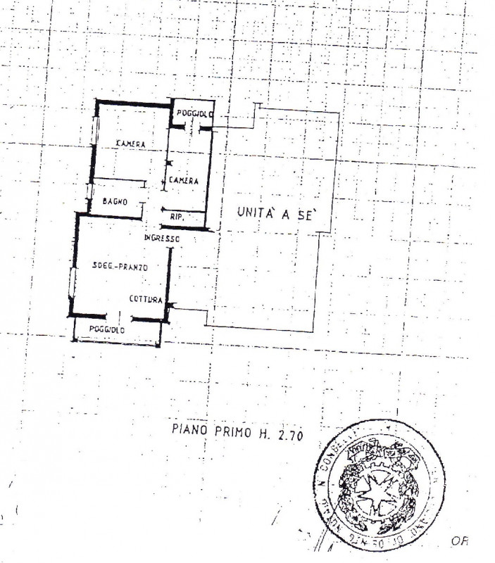 A Due Carrare in loc. Mezzavia proponiamo appartamento al primo piano in condominio di quattro un...