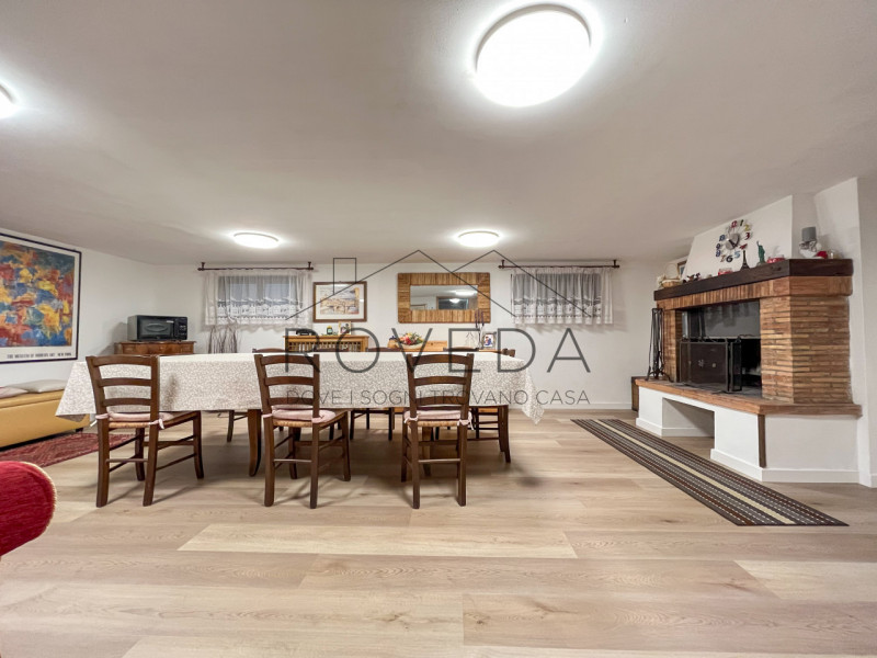 DOSSON DI CASIER 

RIFERIMENTO: CR10

L'agenzia Roveda Immobiliare ha il piacere di presentarvi, ...