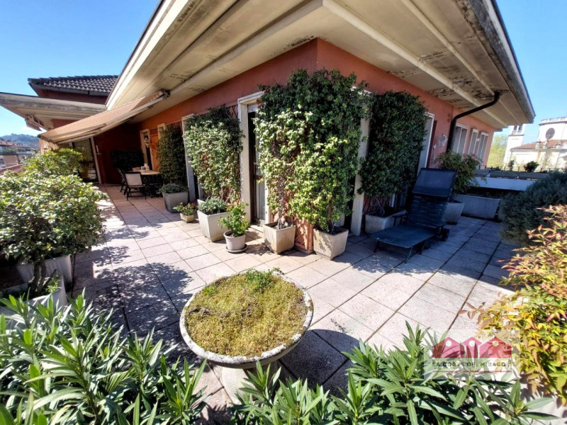 ZONA ARACELI: SEI ALLA RICERCA DI UN APPARTAMENTO CON AMBIENTI AMPI DA PERSONALIZZARE SECONDO I T...