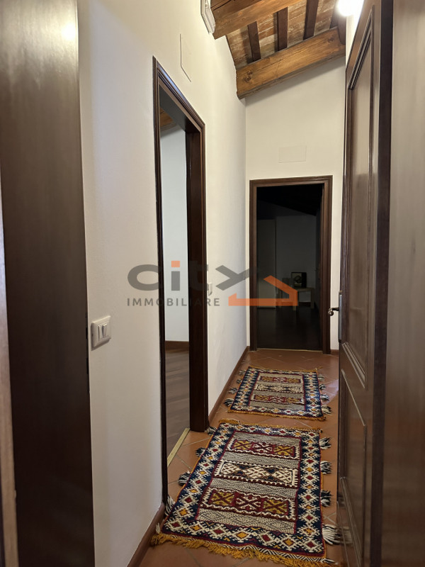 Ami vivere il Centro di Bassano? 
Proponiamo un appartamento bicamere in ottime condizioni che si...