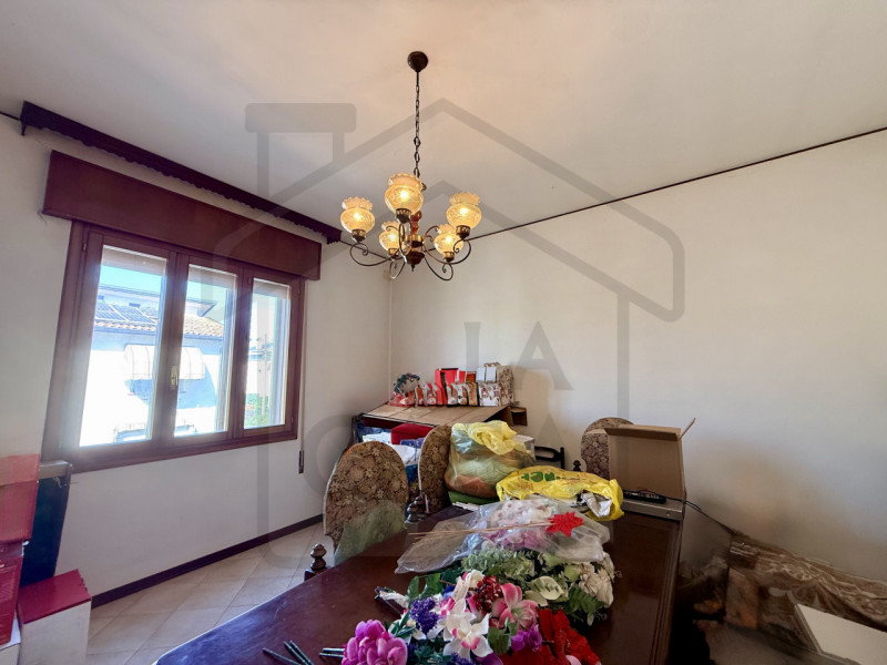 TORREGLIA - Nel cuore di Torreglia, in posizione centralissima ma al contempo riservata, proponia...