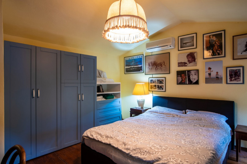 Se sei stanco di cercare casa con terreno sui colli e doverti allontanare troppo dai servizi, que...