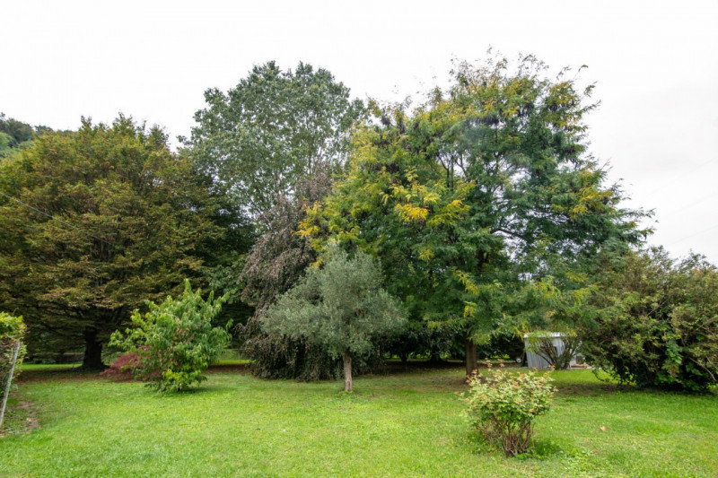 Se sei stanco di cercare casa con terreno sui colli e doverti allontanare troppo dai servizi, que...