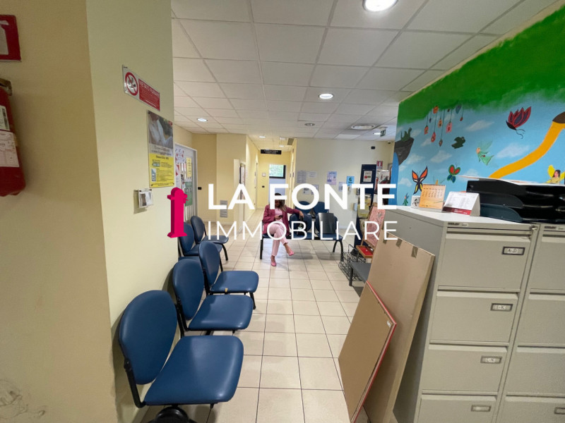 Scopri un'opportunità unica per il tuo business nella zona Artigianale di Peraga, Vigonza! Direzi...