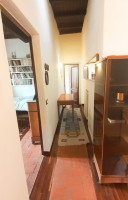 Casolare indipendente con vista e terreno